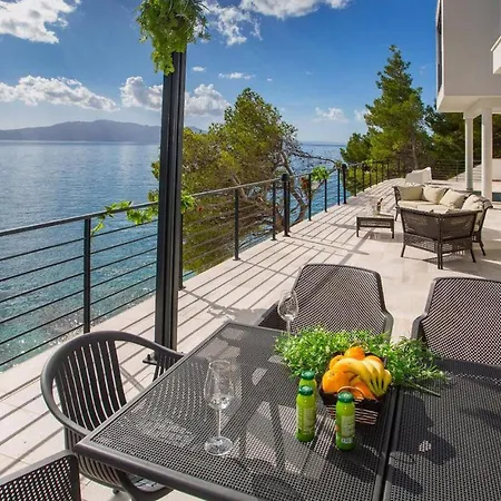 Puntin Vakantiehuis Drvenik (Split-Dalmatia)