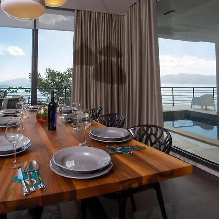 Dom wakacyjny Puntin Drvenik (Split-Dalmatia)